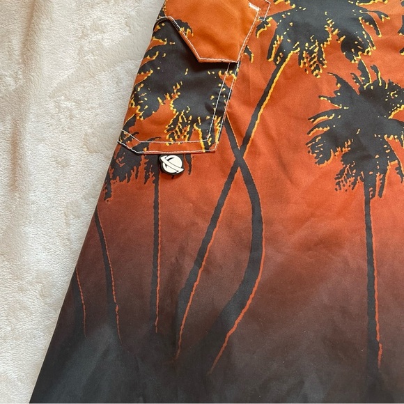 Rare Vintage Lost Enterprises Board Shorts Tropical Scene w/Anime Girl Size 32 - Picture 3 of 7